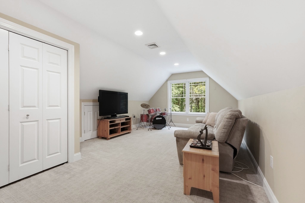 757 Park Hill Road Northampton, MA 01062 - Photo 31 of 42