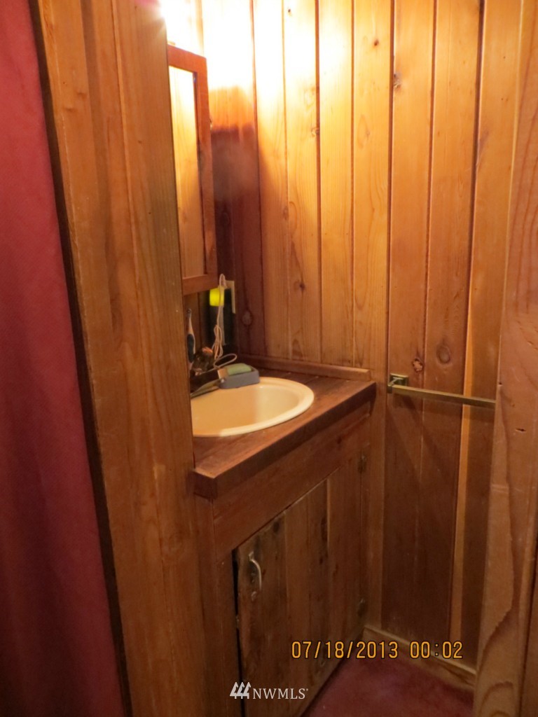 313 Wildcat Road Port Angeles, WA 98363 - Photo 5 of 10 Gallery Image 5
