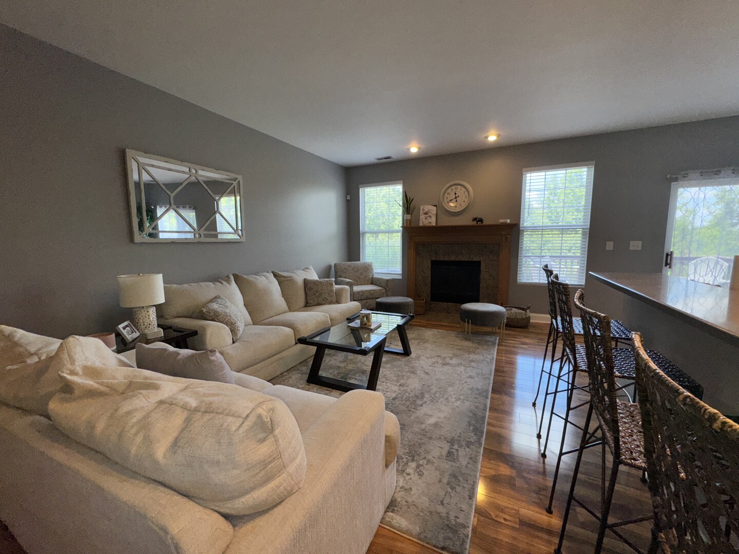 16232 Golf View Drive Lockport, IL 60441 - Photo 3 of 19