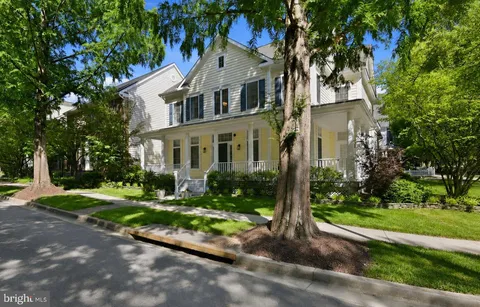 $1,295,000 | 308 Barnside Place, Rockville, MD 20850