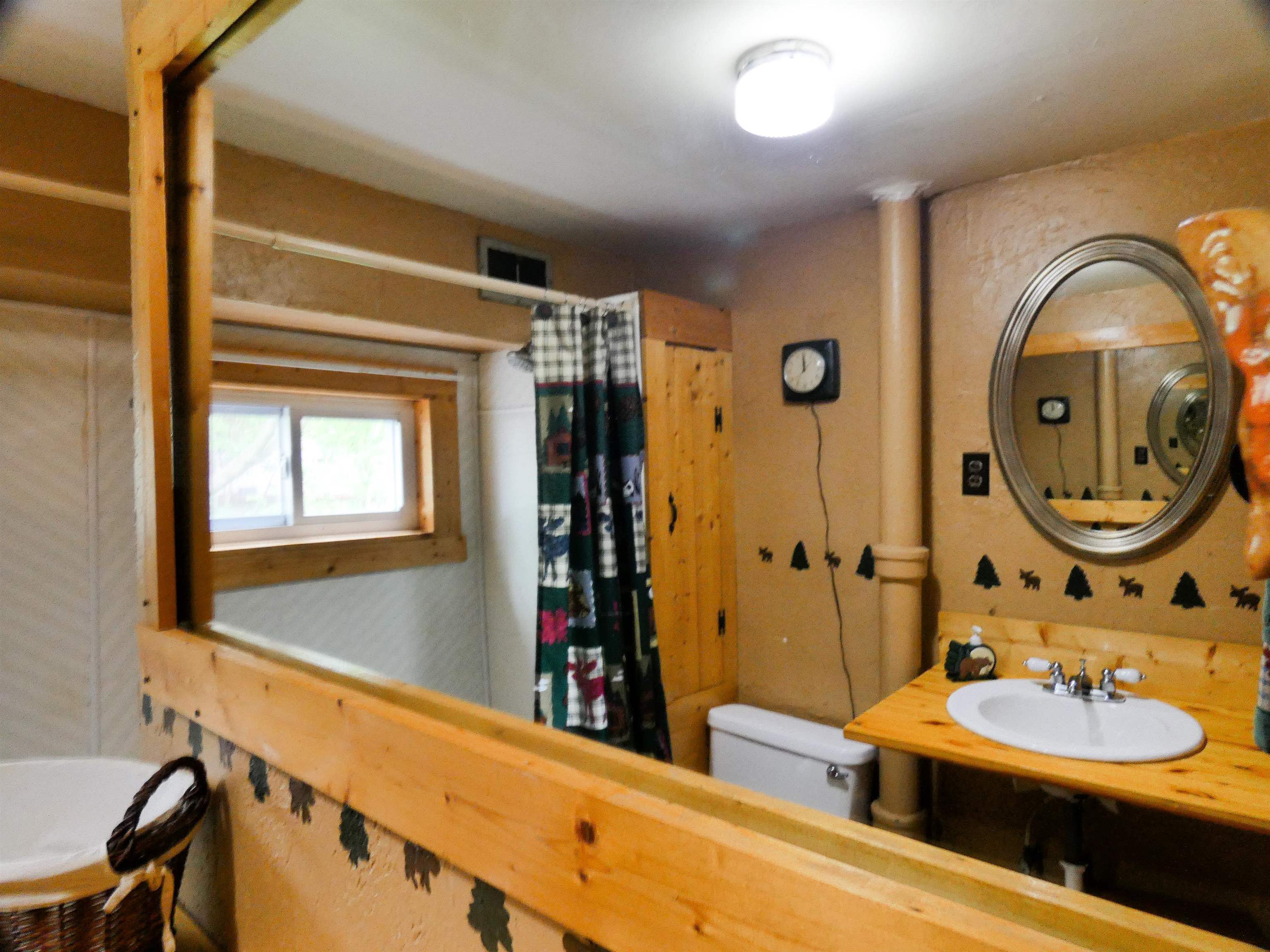 107 South Andrews Street Shawano, WI 54166 - Photo 32 of 47