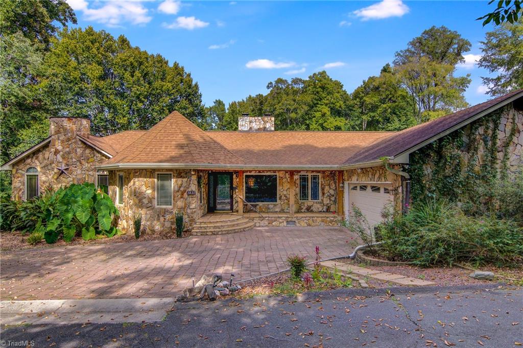7831 Lasater Road Clemmons, NC 27012 - Photo 2 of 48 Gallery Image 2
