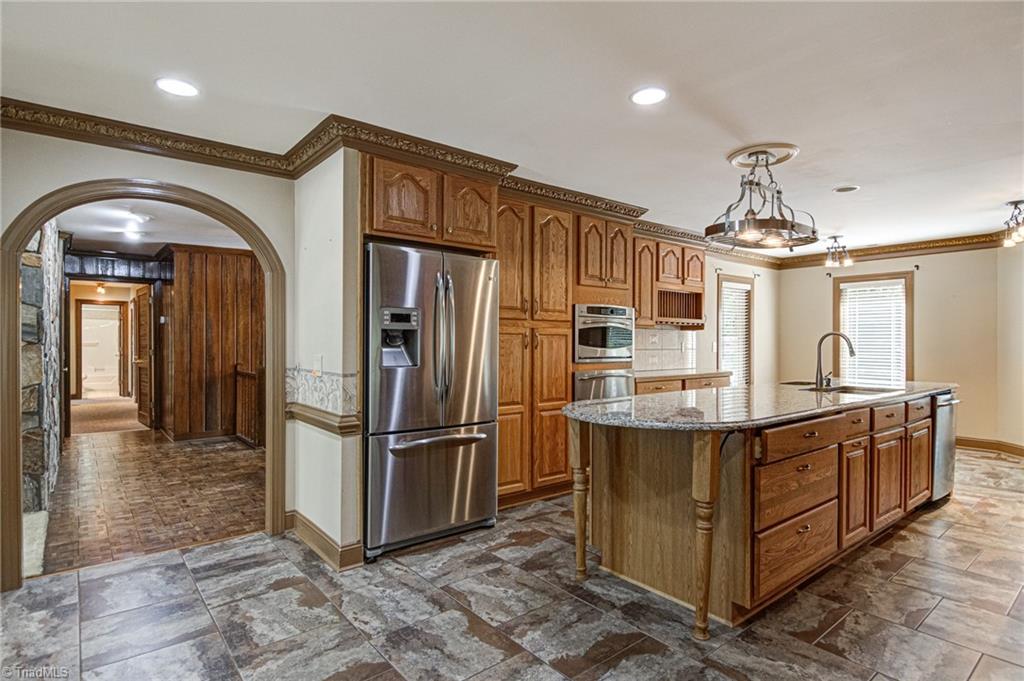 7831 Lasater Road Clemmons, NC 27012 - Photo 11 of 48 Gallery Image 11