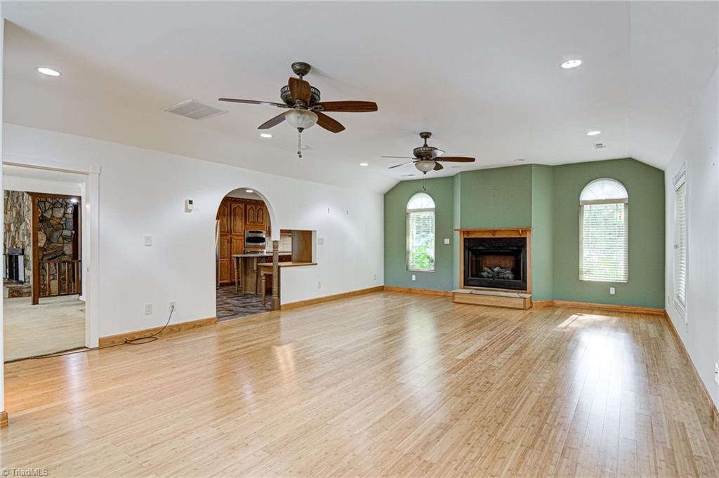 7831 Lasater Road Clemmons, NC 27012 - Photo 10 of 48 Gallery Image 10