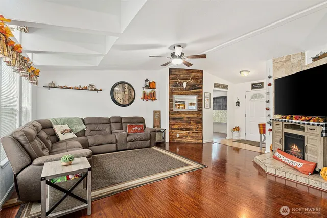 $549,900 | 405 Bryden Avenue, Centralia, WA 98531