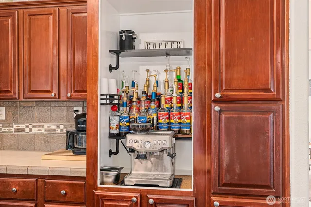 $549,900 | 405 Bryden Avenue, Centralia, WA 98531