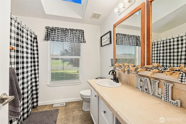 $549,900 | 405 Bryden Avenue, Centralia, WA 98531