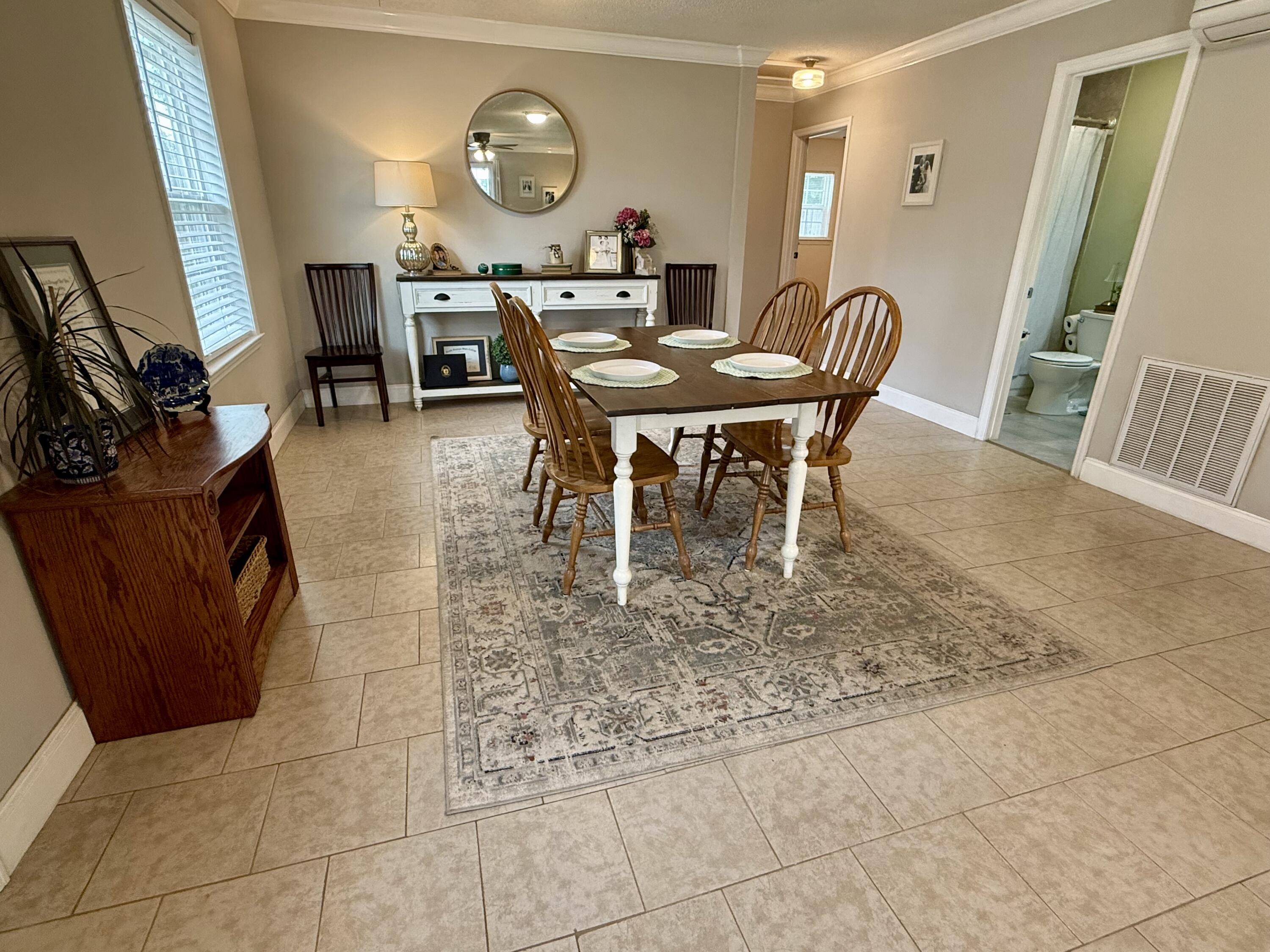3674 White Oak Road Thomson, GA 30824 - Photo 2 of 13 Dining Room