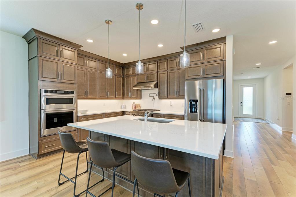 18530 Midsummer Place Venice, FL 34293 - Photo 14 of 100 Gallery Image 14