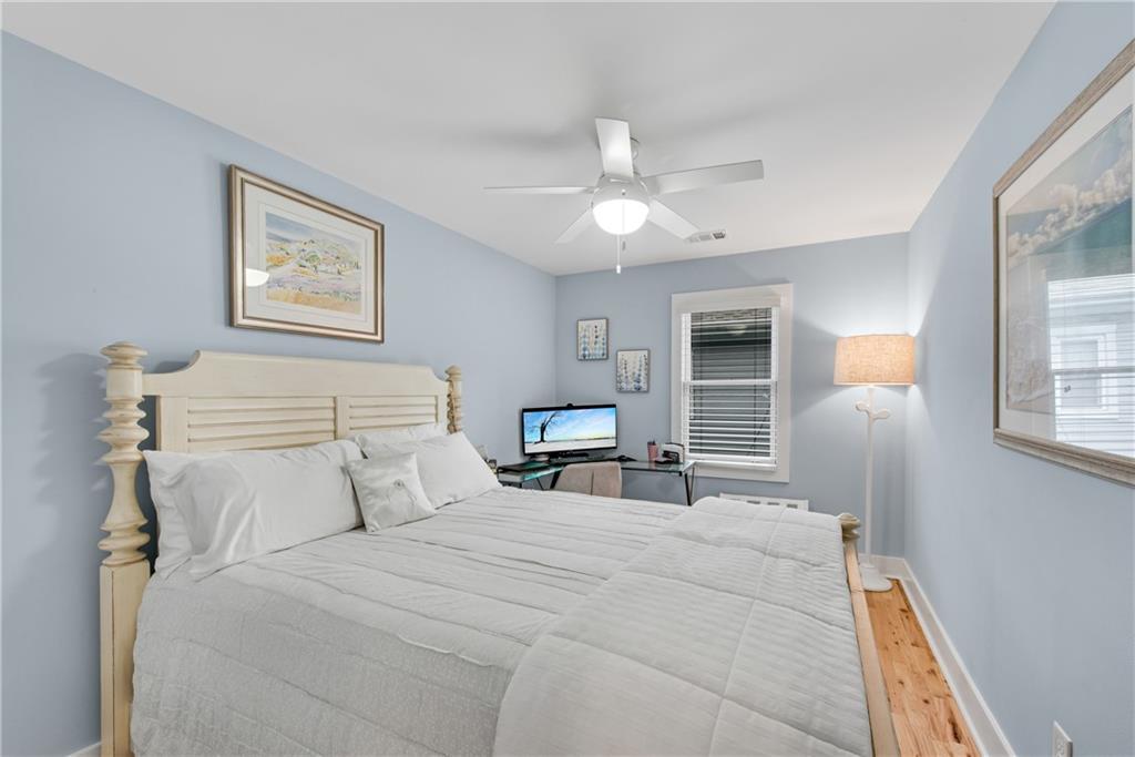 114 Tye Street Southeast Atlanta, GA 30316 - Photo 26 of 48 a bedroom with bed and window