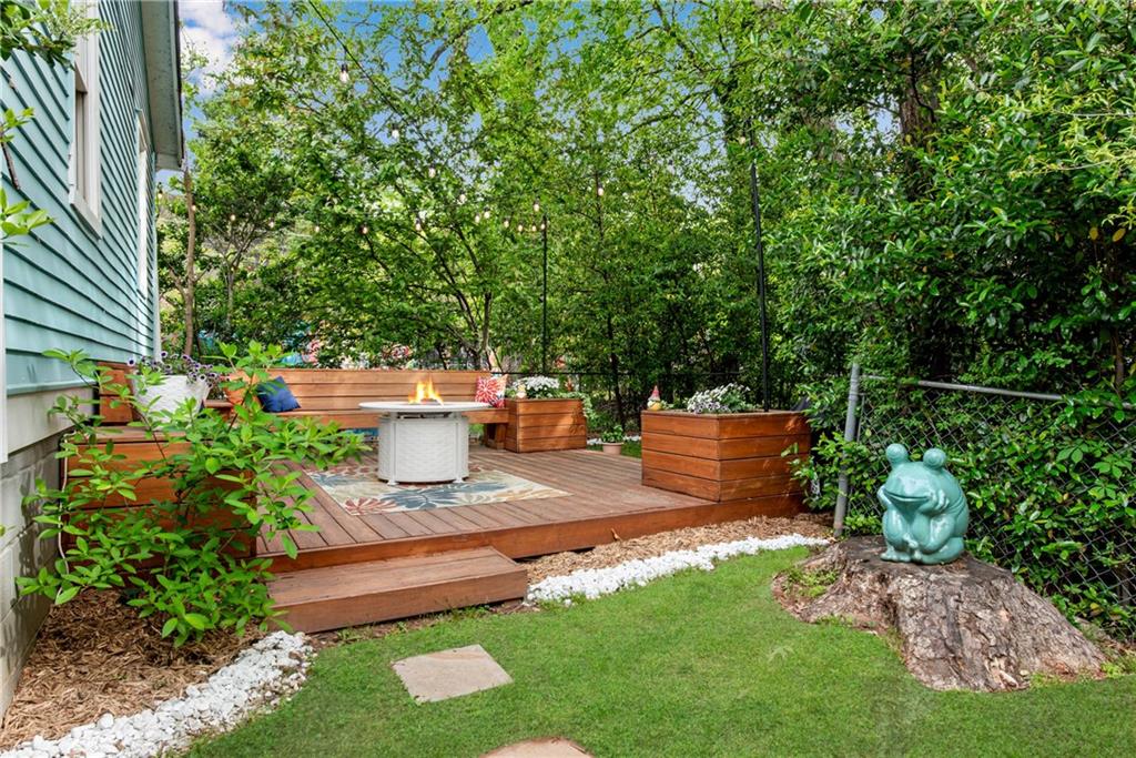 114 Tye Street Southeast Atlanta, GA 30316 - Photo 32 of 48 a view of a backyard with sitting area