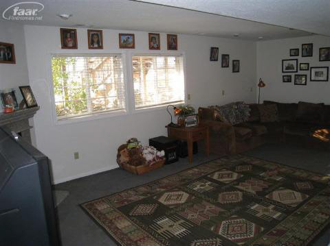 13125 North Irish Road Millington, MI 48746 - Photo 12 of 27 20238052-11.JPG