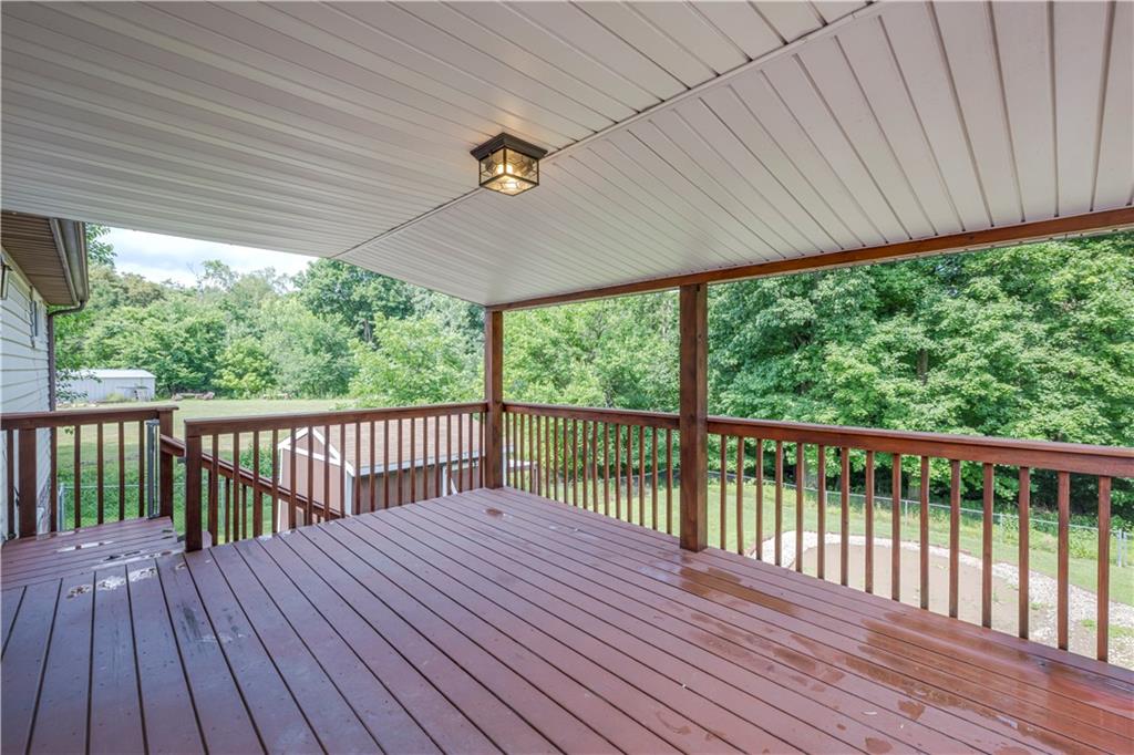 327 Beech Road Pittsburgh, PA 15239 - Photo 36 of 48