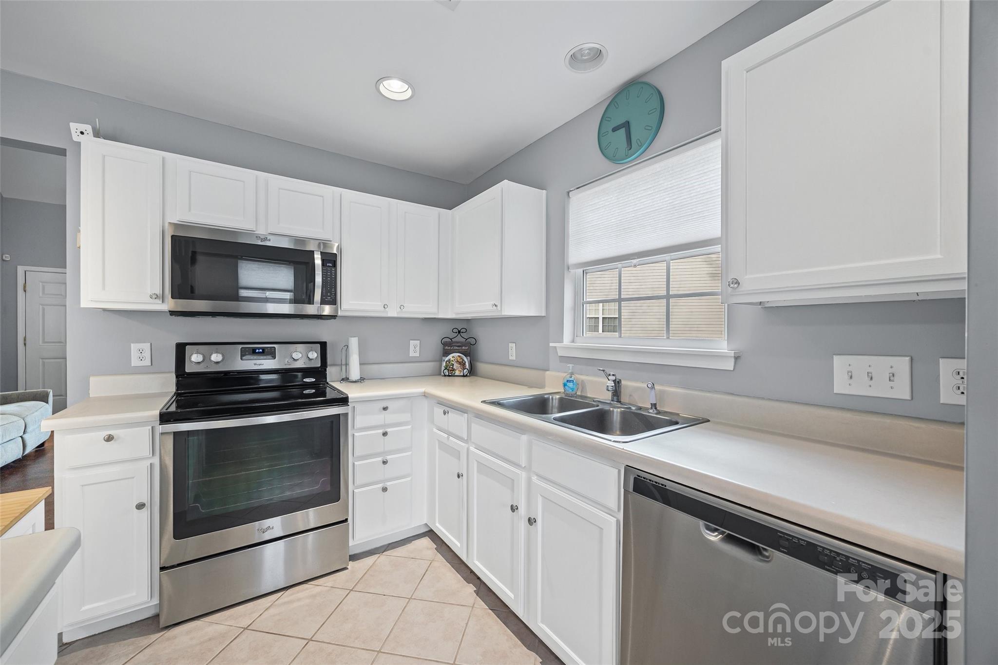 211 Butler Place Fort Mill, SC 29715 - Photo 10 of 25