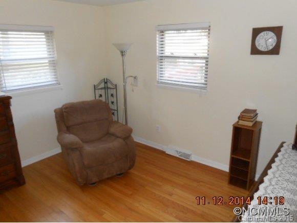 504 Deaverview Road Asheville, NC 28806 - Photo 12 of 23 Gallery Image 12