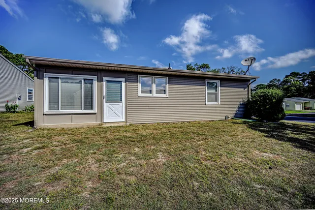 front view of house with a yard