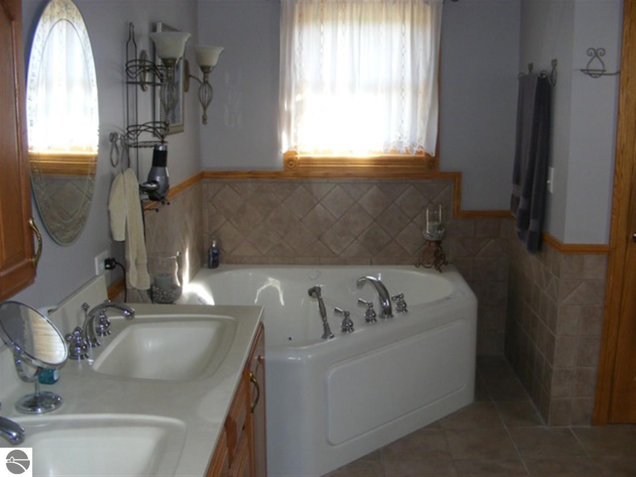 10790 East Boyer Road Carson City, MI 48811 - Photo 14 of 27 1777389-13.JPG