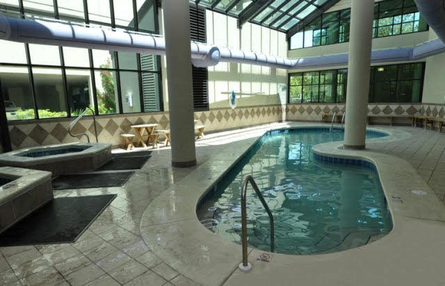27582 Canal Road, Unit 2202 Orange Beach, AL 36561 - Photo 6 of 24 INDOOR POOLS HOTTUBS