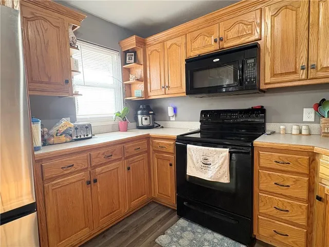 $300,000 | 103 West Locust Street, Archie, MO 64725