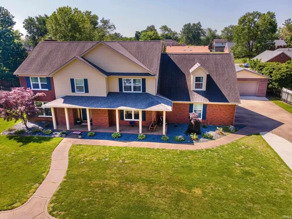 $570,000 | 7699 Hermitage Court, Newburgh, IN 47630