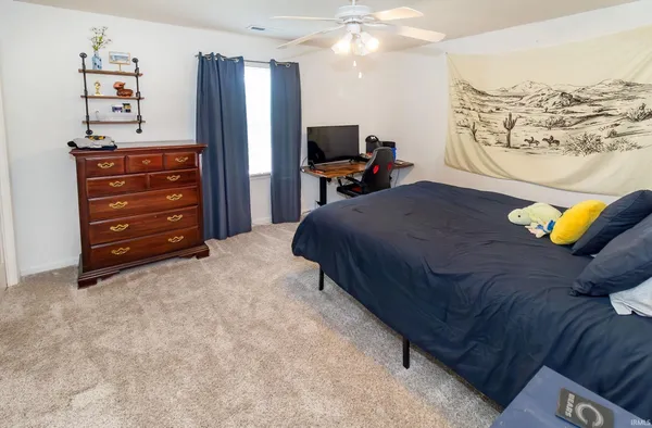 $570,000 | 7699 Hermitage Court, Newburgh, IN 47630