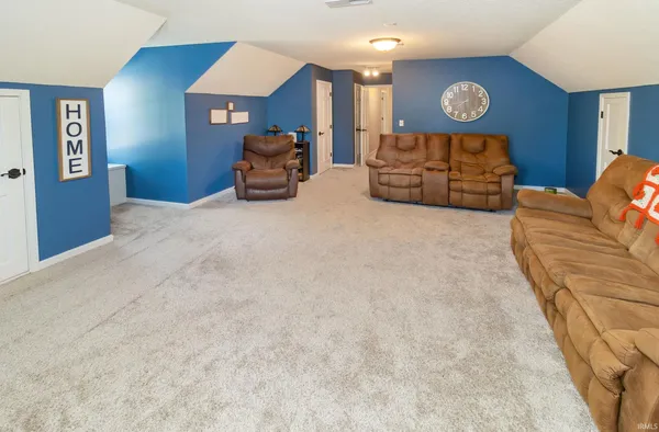 $570,000 | 7699 Hermitage Court, Newburgh, IN 47630