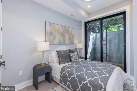 $749,900 | 1332 G Street Southeast, Unit 1, Washington, DC 20003