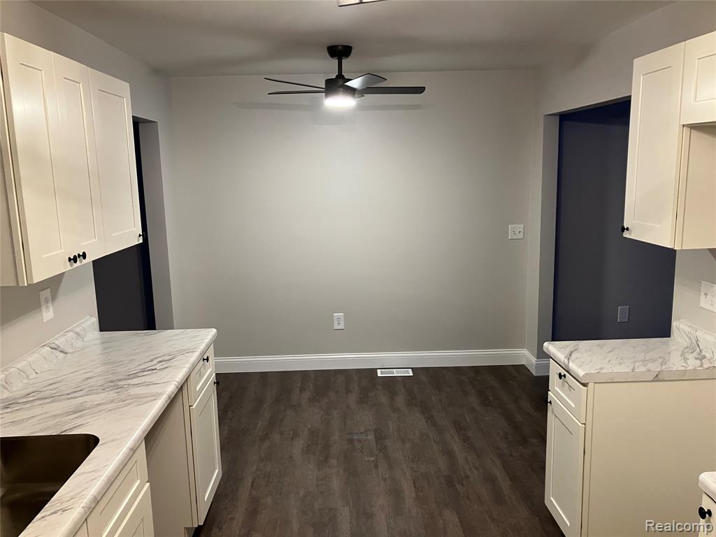 1604 Allen Road Smiths Creek, MI 48074 - Photo 17 of 35 Gallery Image 17