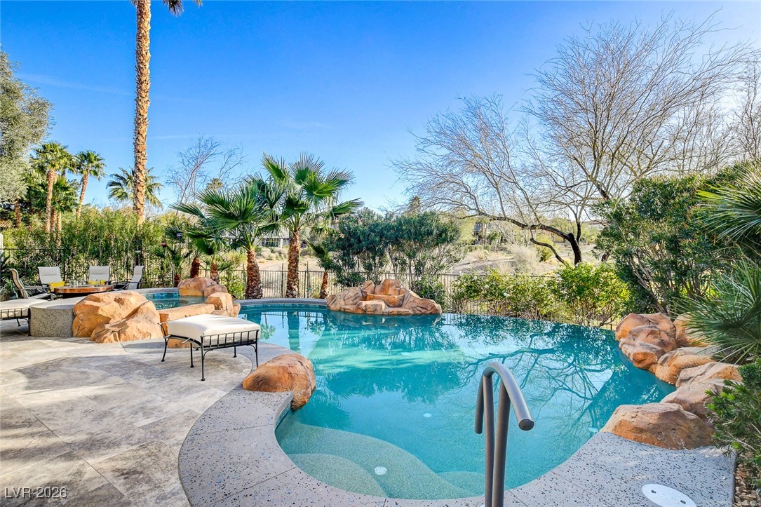 39 Via Paradiso Street Henderson, NV 89011 - Photo 39 of 56