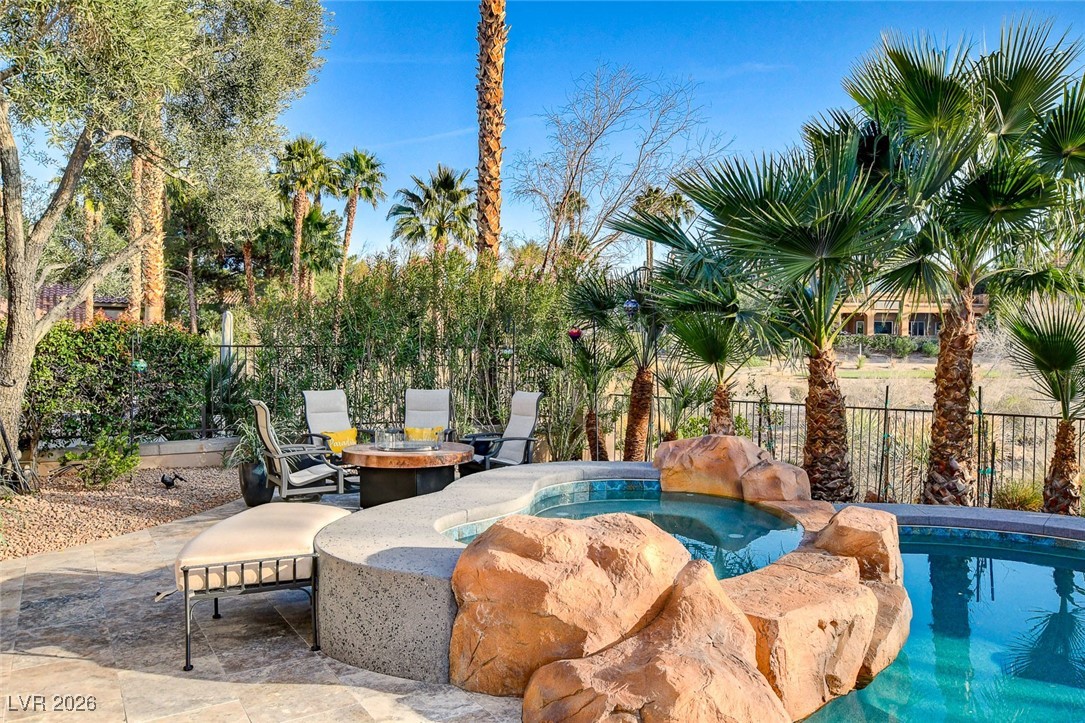 39 Via Paradiso Street Henderson, NV 89011 - Photo 40 of 56