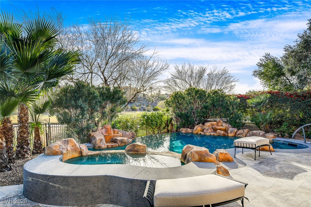 39 Via Paradiso Street Henderson, NV 89011 - Photo 41 of 56