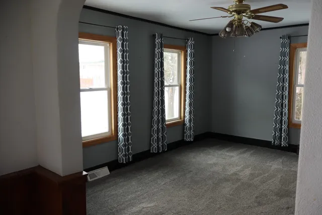 $179,000 | 60 West 1st Street, Clintonville, WI 54929