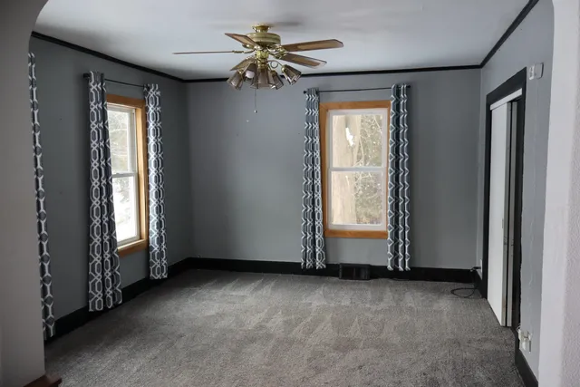 $179,000 | 60 West 1st Street, Clintonville, WI 54929