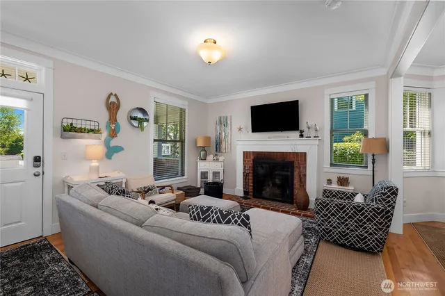 $1,149,000 | 34 Seastar Lane, Pacific Beach, WA 98571