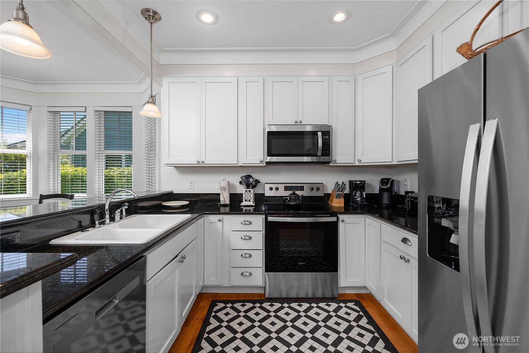 34 Seastar Lane Pacific Beach, WA 98571 - Photo 9 of 28