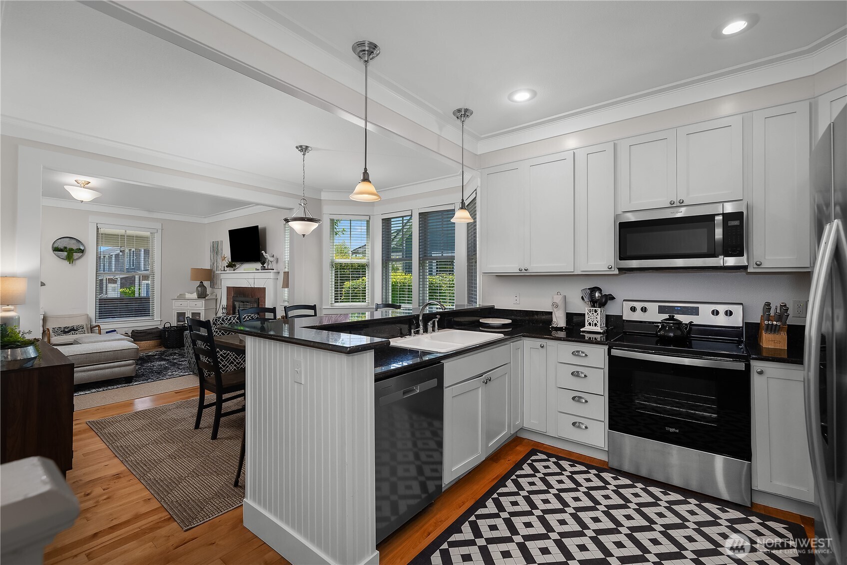 34 Seastar Lane Pacific Beach, WA 98571 - Photo 10 of 28