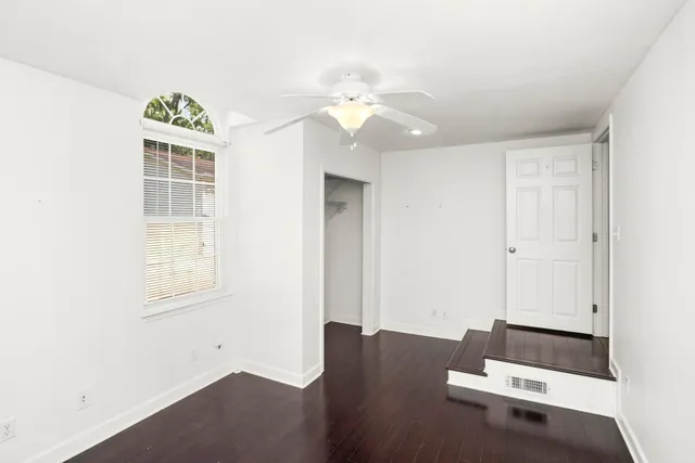 $2,000 | 3833 Saunders Avenue, Nashville, TN 37216