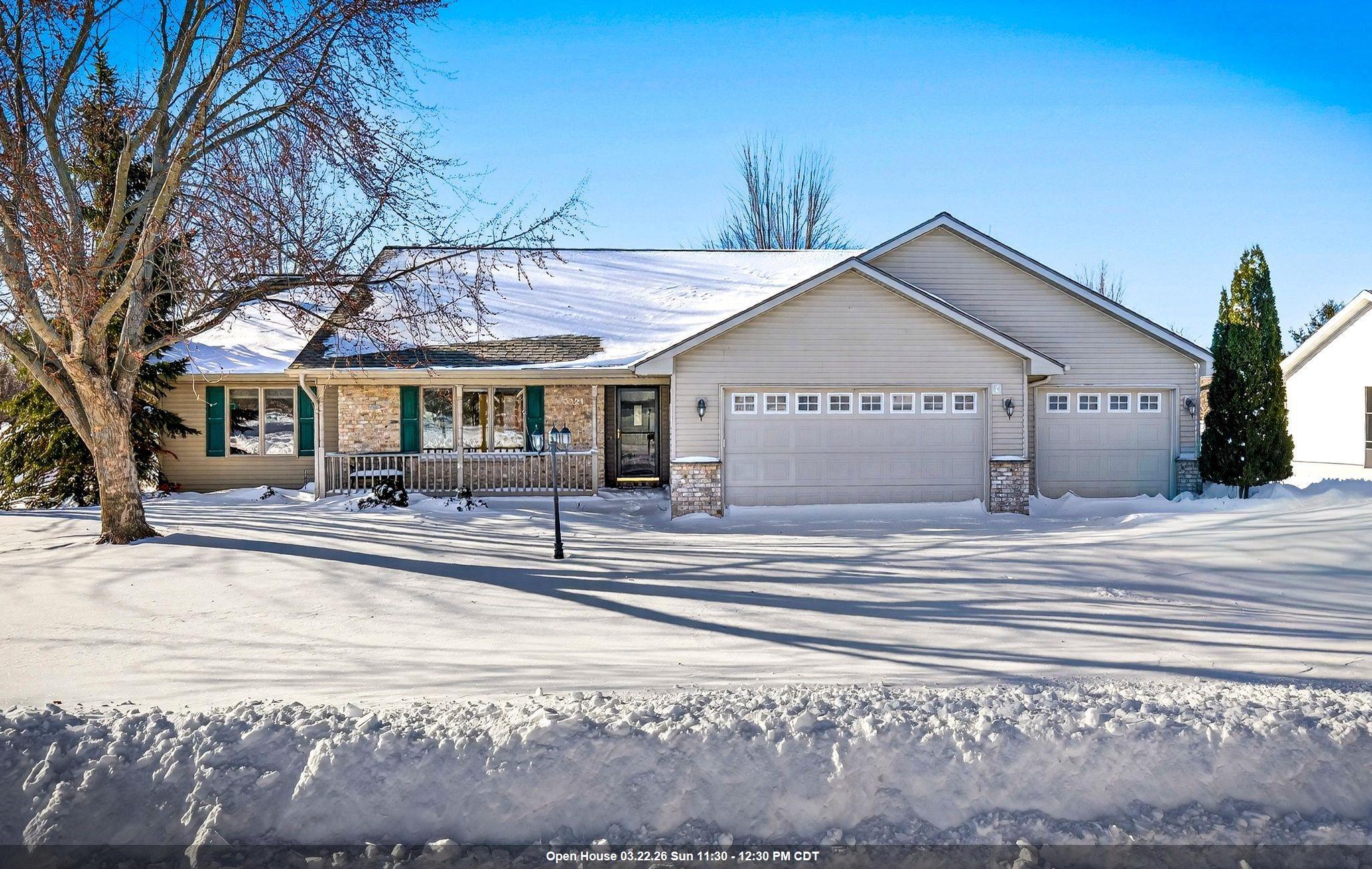 3321 East Canvasback Lane Appleton, WI 54913 - Photo 1 of 42