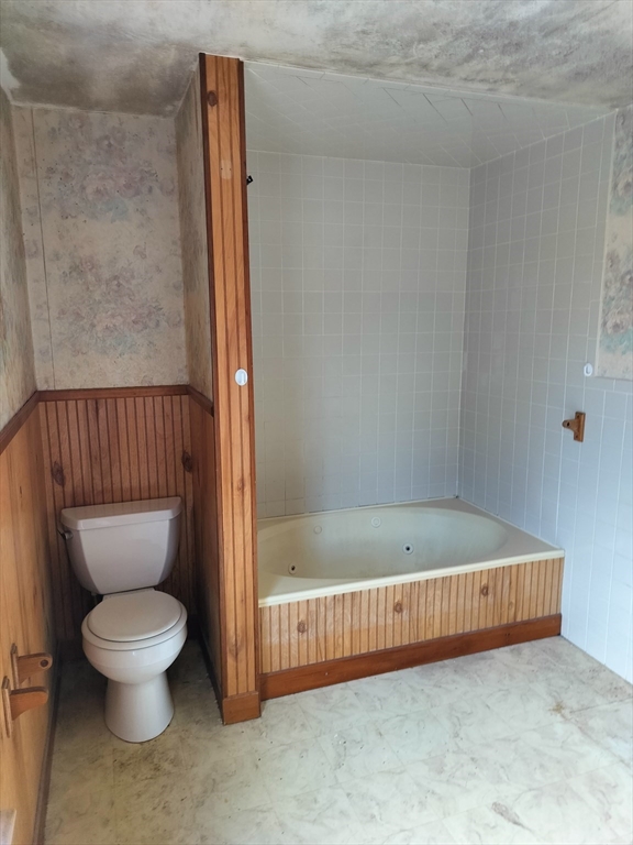 1 Indian Neck Road Wareham, MA 02571 - Photo 7 of 18