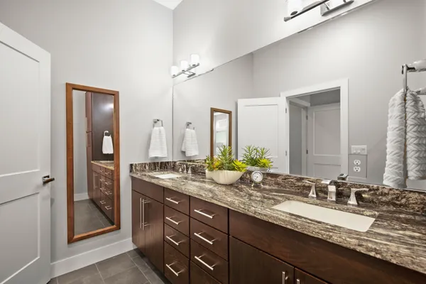 $4,000 | 3905 Clawson Road, Unit 12, Austin, TX 78704
