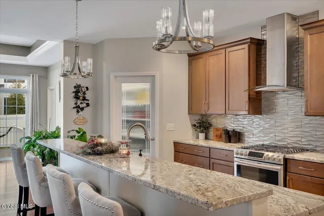 $599,000 | 40 Stacey Way, North Greenbush, NY 12180