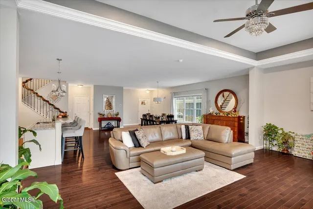 $599,000 | 40 Stacey Way, North Greenbush, NY 12180