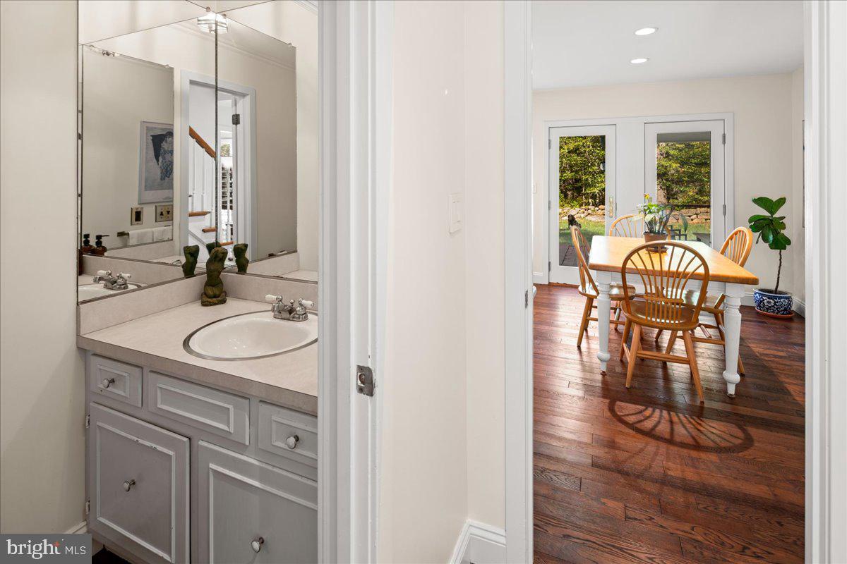 1005 Stuart Road Princeton, NJ 08540 - Photo 20 of 42 Powder room in entrance hall