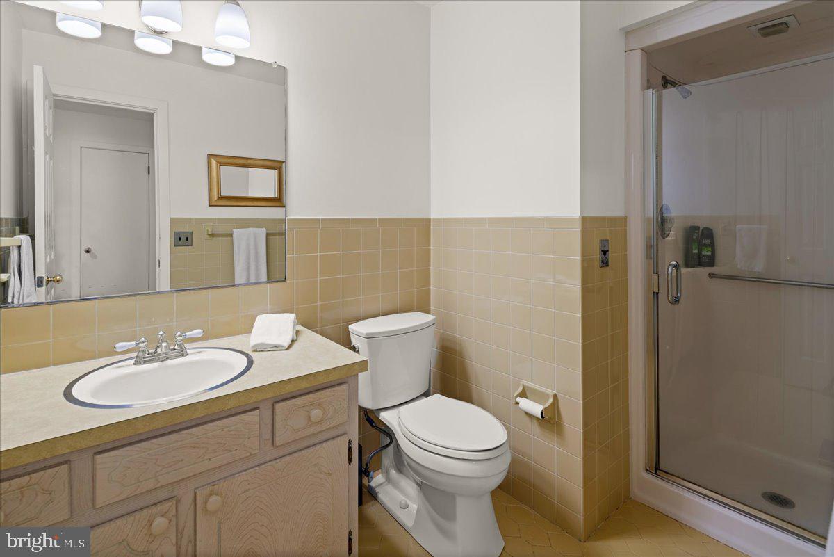 1005 Stuart Road Princeton, NJ 08540 - Photo 41 of 42 One of two hall bathrooms