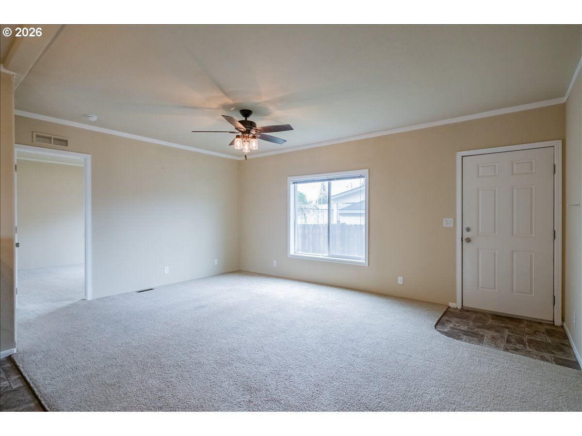 200 Market Street Lebanon, OR 97355 - Photo 12 of 39