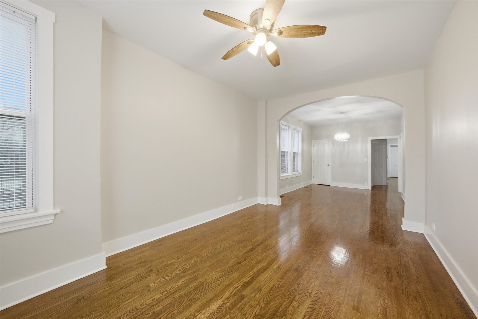 5809 South Sangamon Street Chicago, IL 60621 - Photo 4 of 33 Gallery Image 4