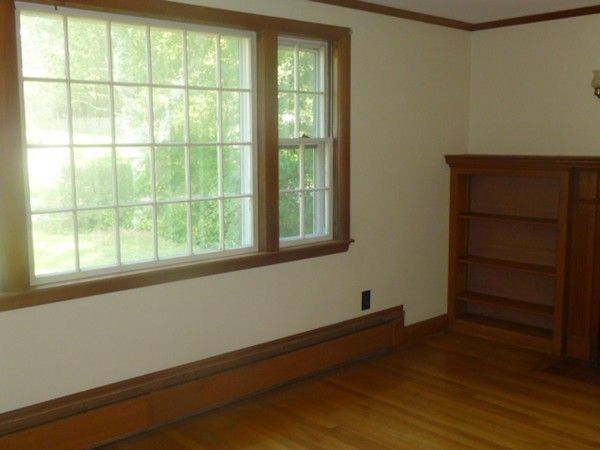 11 Spring Street Norfolk, MA 02056 - Photo 12 of 27 Gallery Image 12