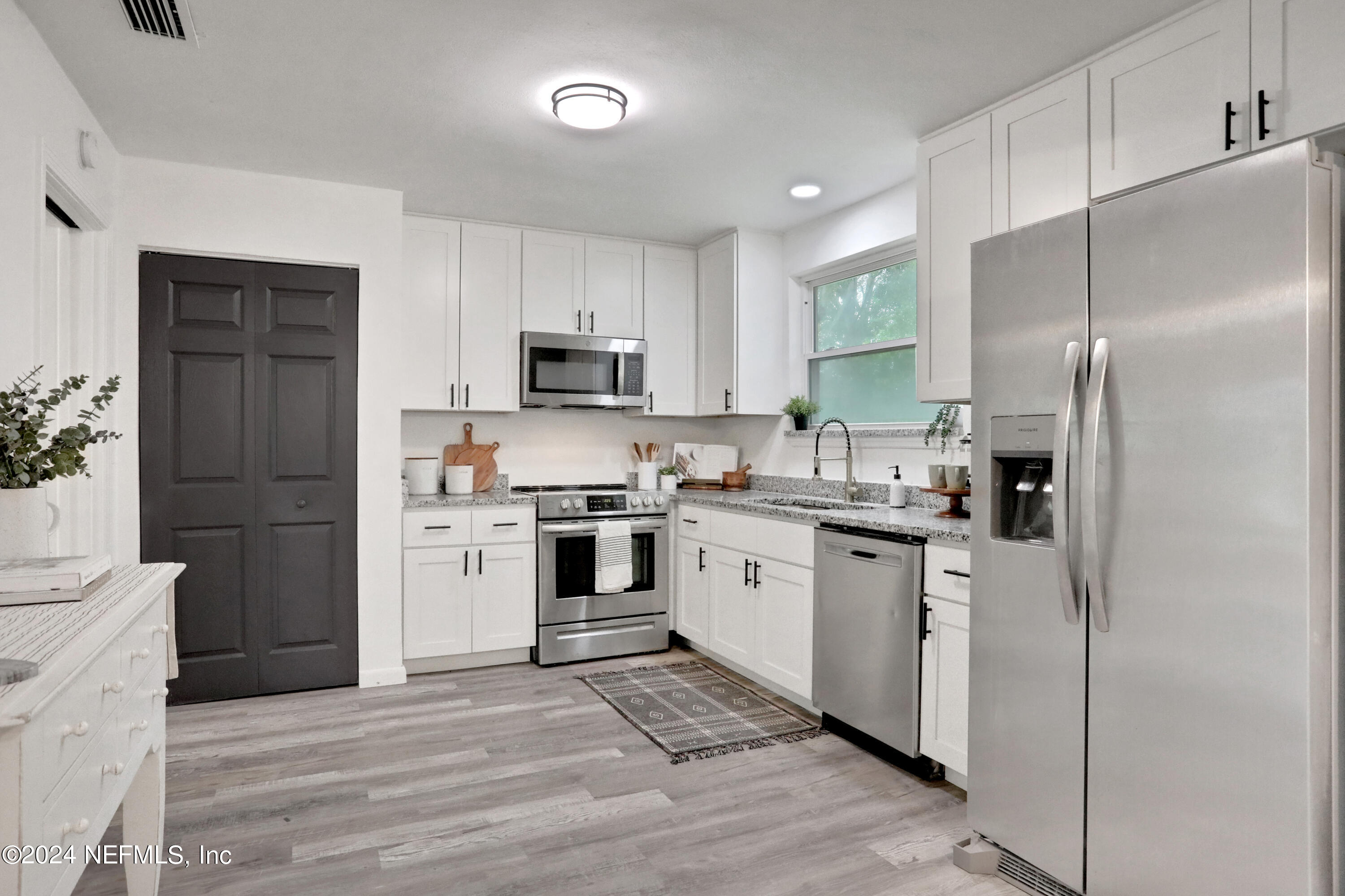 5104 Batley Road Jacksonville, FL 32210 - Photo 10 of 35 AW3A0037