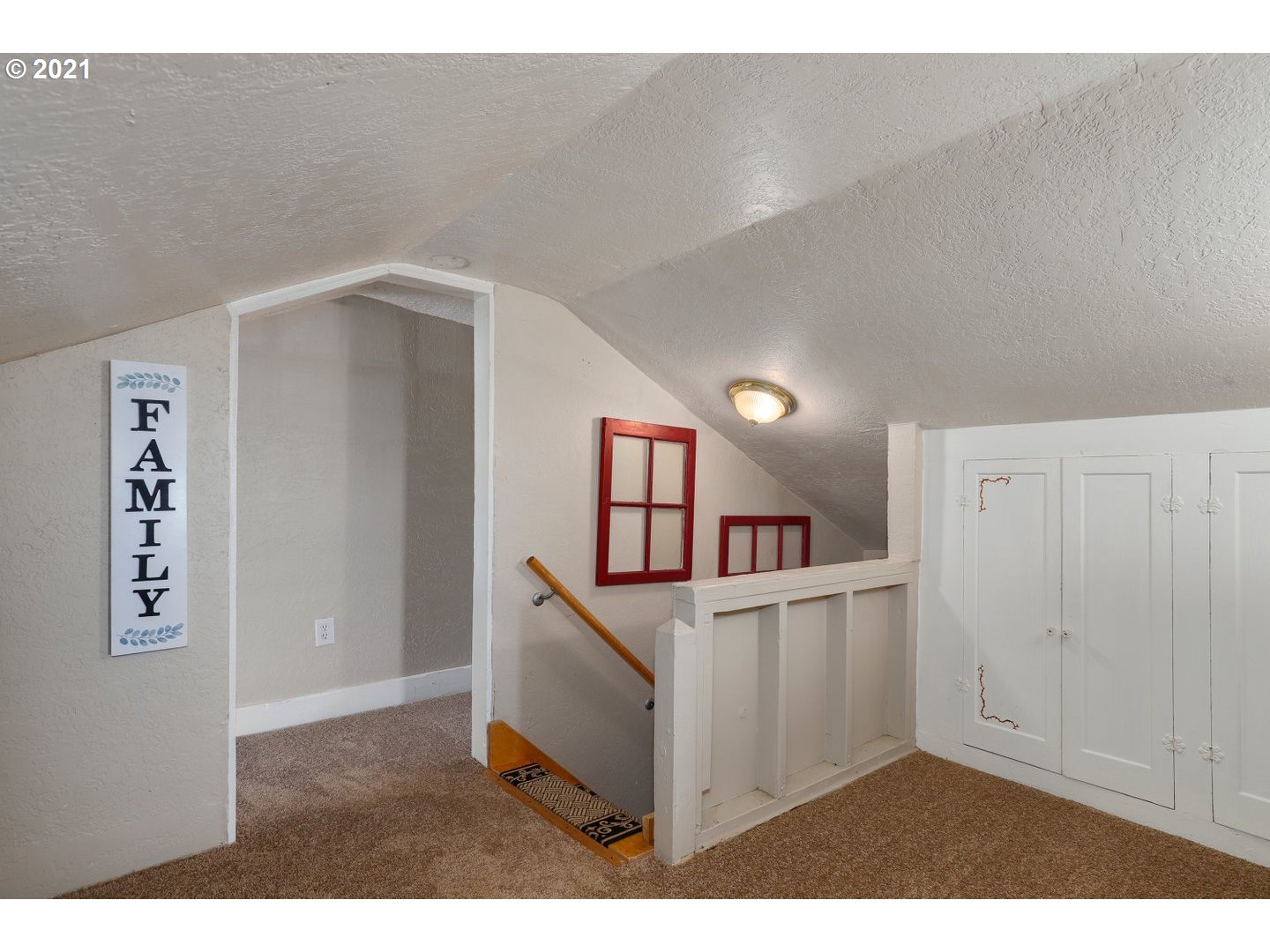 21339 South Beavercreek Road Oregon City, OR 97045 - Photo 16 of 32 Gallery Image 16