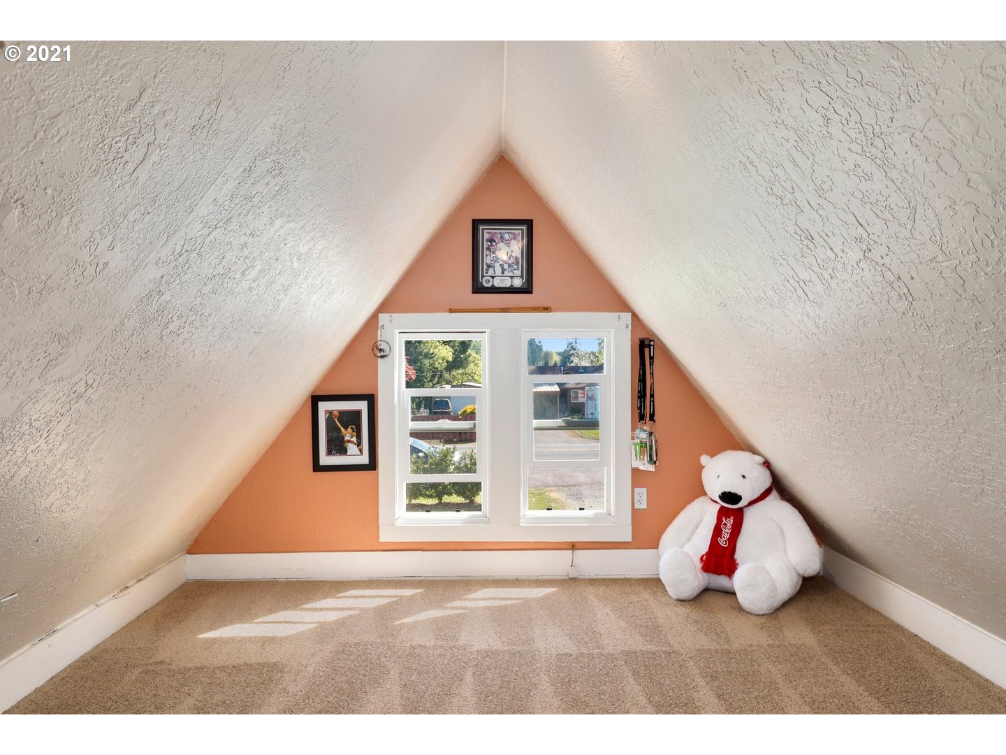 21339 South Beavercreek Road Oregon City, OR 97045 - Photo 17 of 32 Gallery Image 17